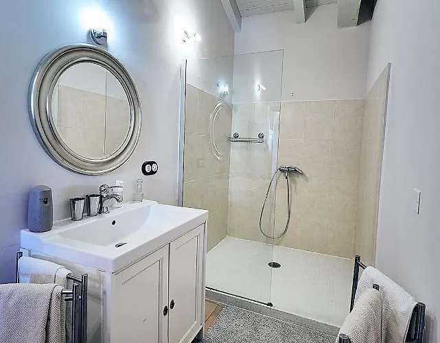 Pazo De Lemaio * Laracha